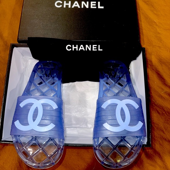 CHANEL SANDALS- worn once! FOR SALE - Picture 1 of 8